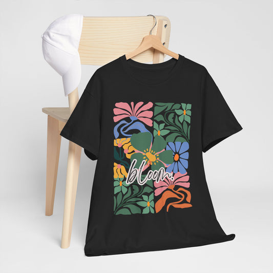 Bloom. Tee